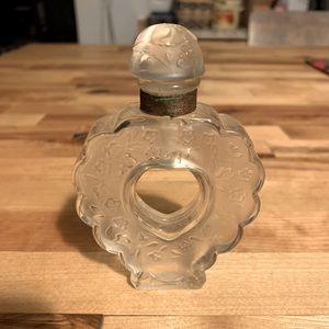 Lalique COUR JOIE PERFUME bottle…in excellent condition.